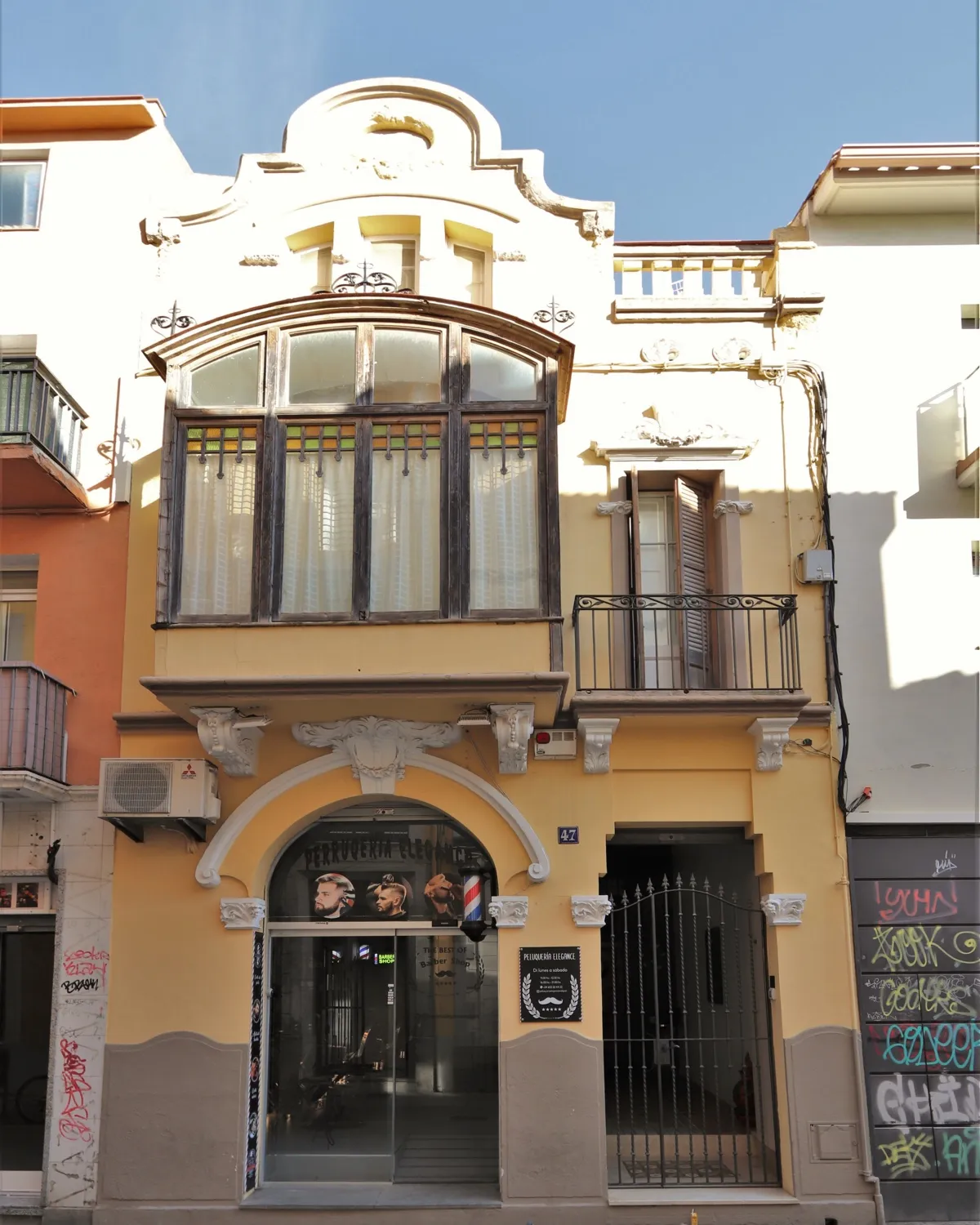 Fachada de una casa en Malgrat de Mar