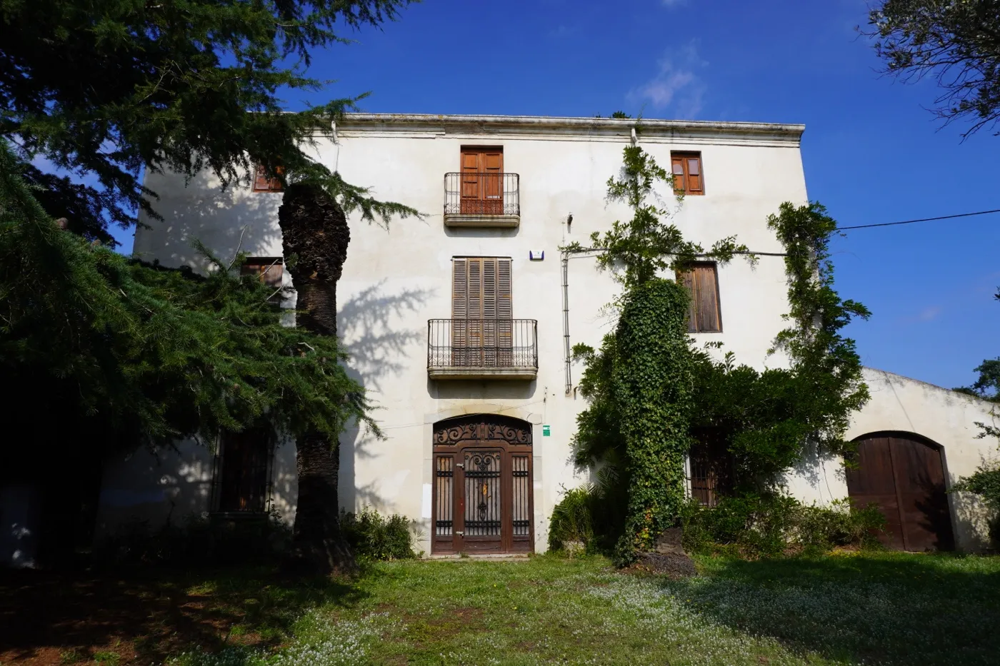 Masia del carrer Garbí en Pineda de Mar