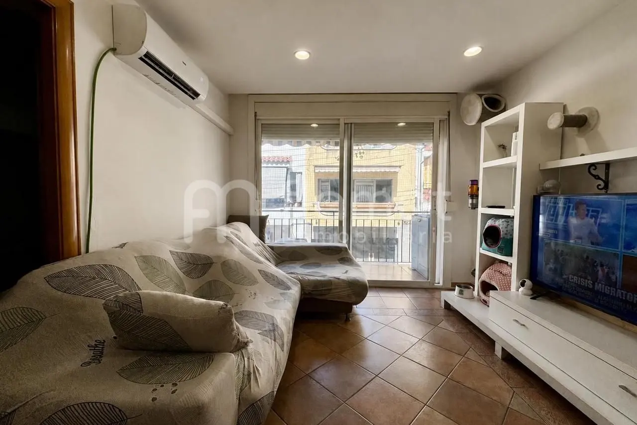 Cuatro dormitorios en zona residencial tranquila