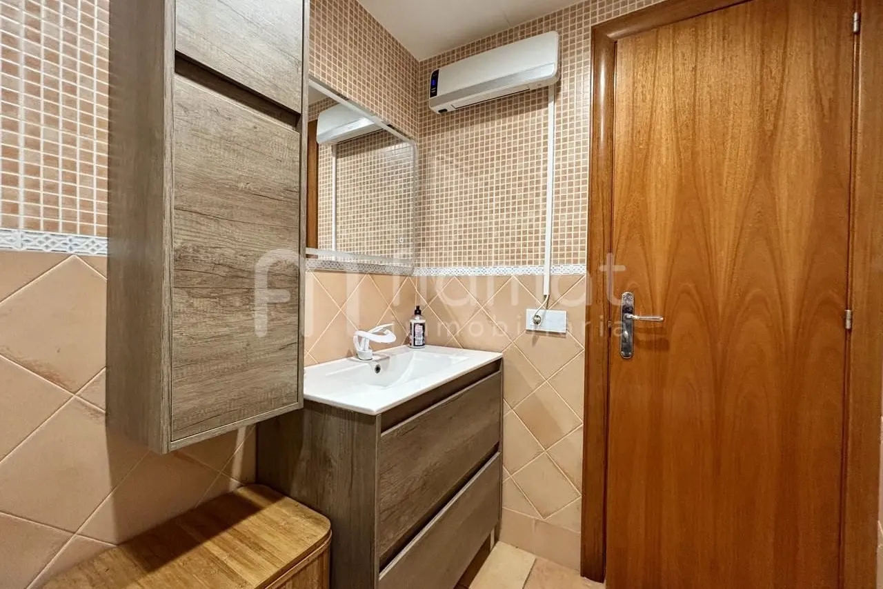 Cuatro dormitorios en zona residencial tranquila — foto 4