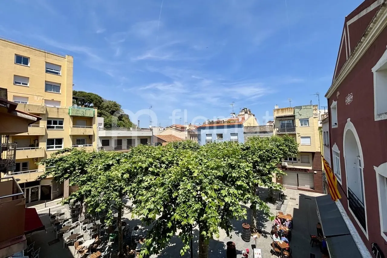 Casa de pueblo con bóveda de piedra en el casco antiguo — foto 2