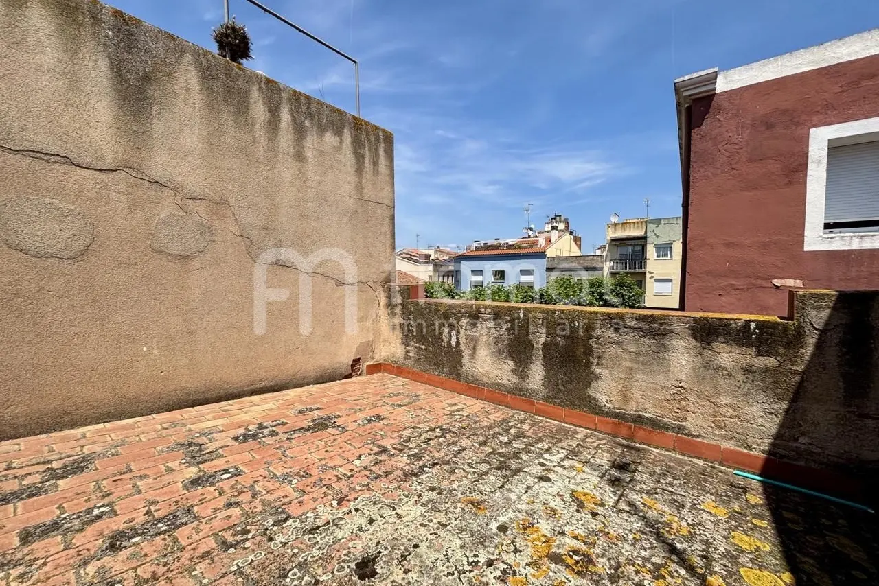 Casa de pueblo con bóveda de piedra en el casco antiguo — foto 5