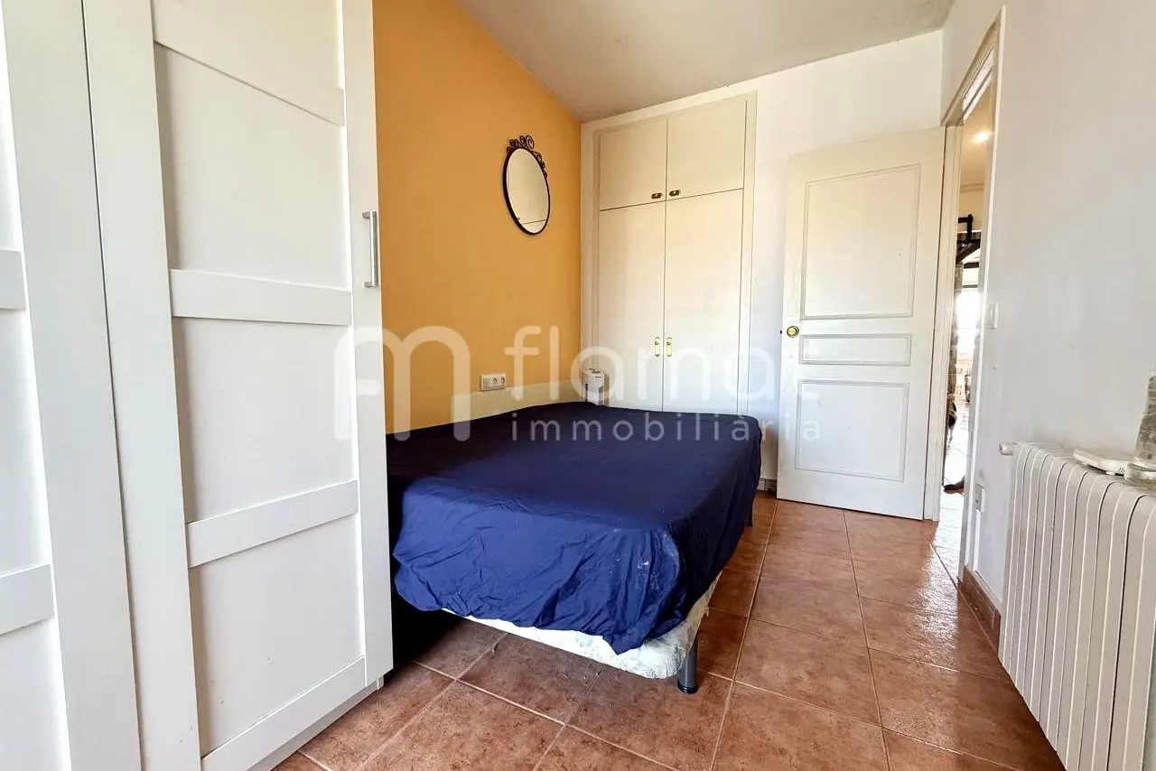 Piso con ascensor en zona tranquila y bien comunicada