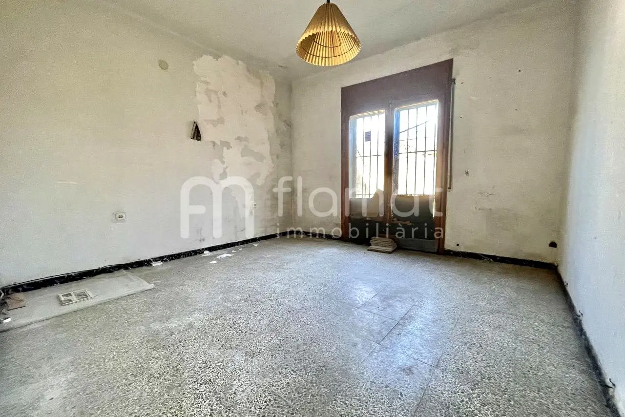 Vivienda de 203 m² con local en planta baja — foto 1